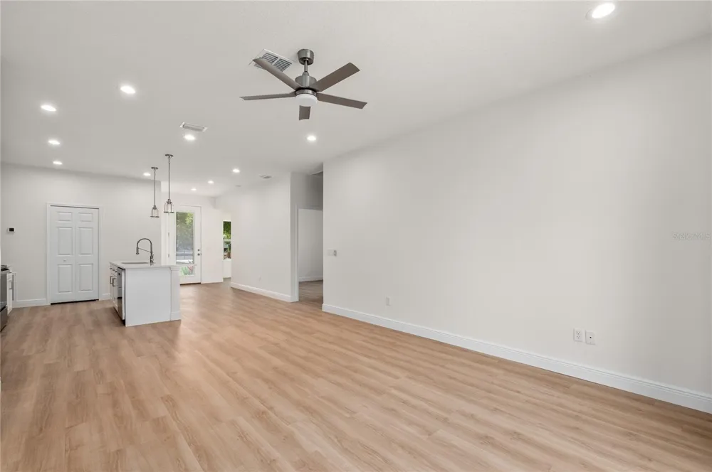144 11TH AVENUE Osteen, FL 32764