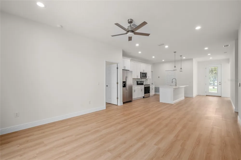 144 11TH AVENUE Osteen, FL 32764