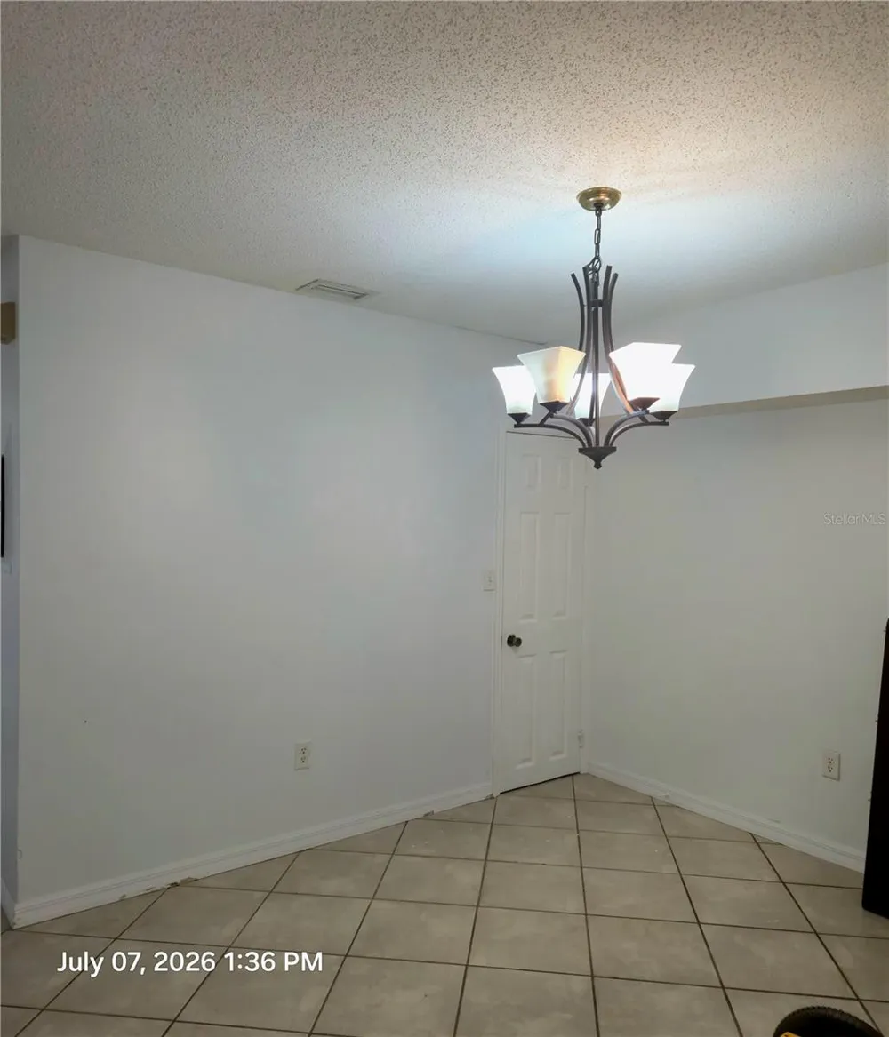 734 KENSINGTON LAKE CIR #BRANDON Brandon, FL 33511
