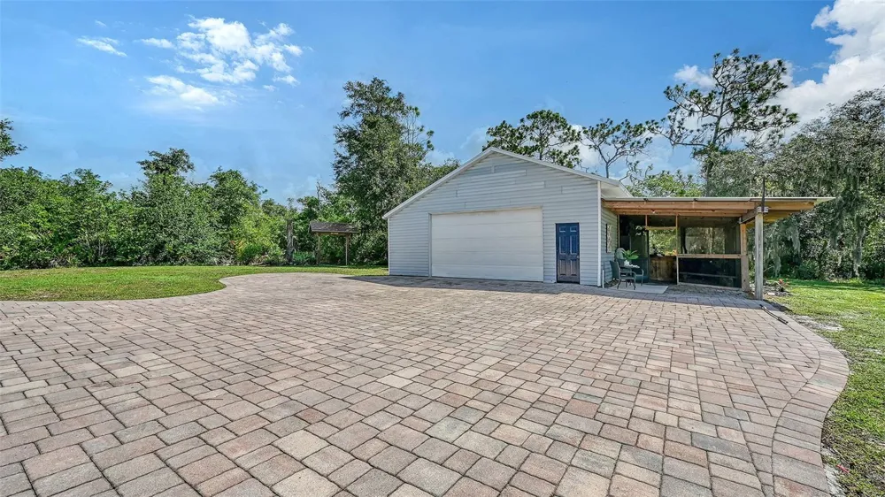 28401 104TH DR E Myakka City, FL 34251