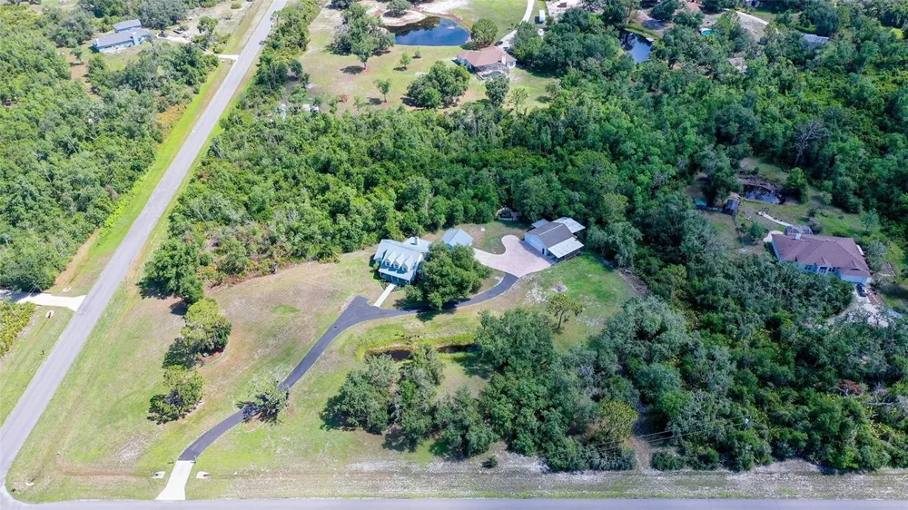 28401 104TH DR E Myakka City, FL 34251