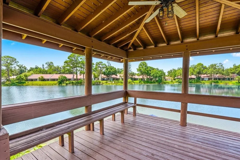 4540 BEE RIDGE ROAD #Villa 1 Sarasota, FL 34233