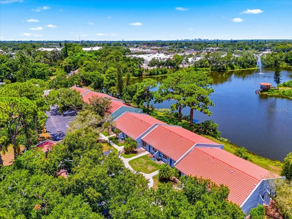 4540 BEE RIDGE ROAD #Villa 1 Sarasota, FL 34233