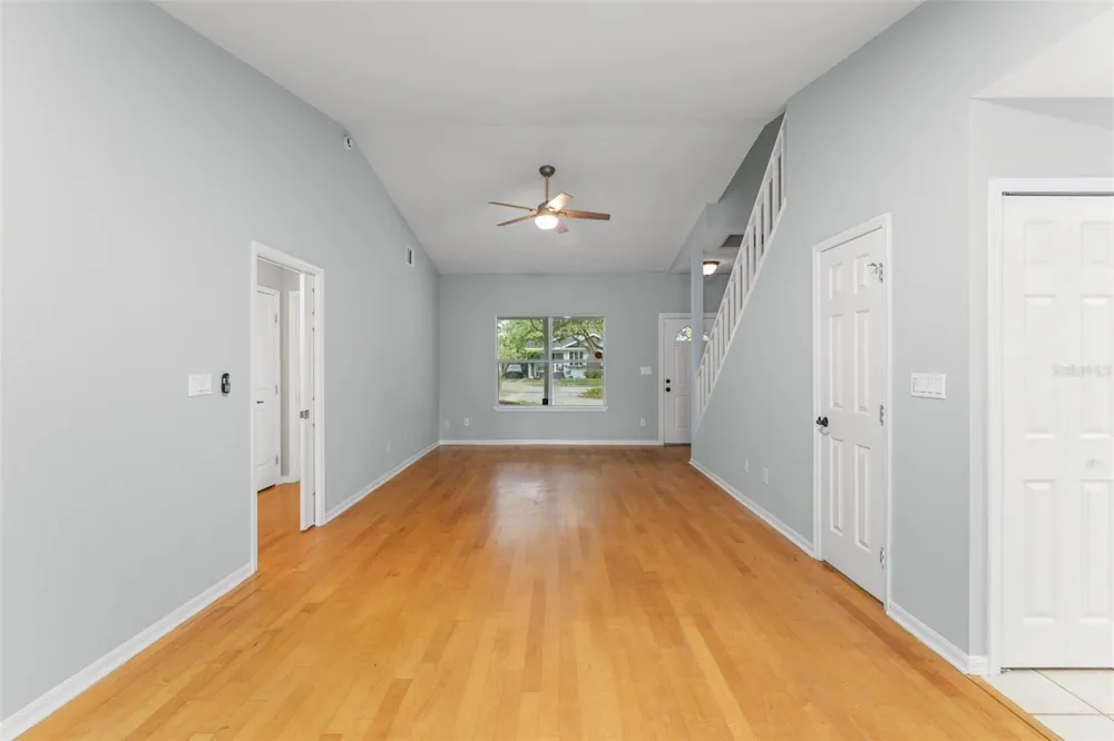 805 W SMITH STREET Orlando, FL 32804