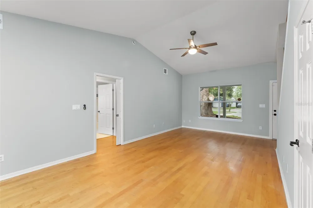 805 W SMITH STREET Orlando, FL 32804