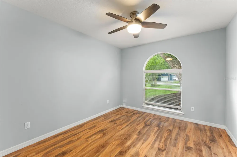 805 W SMITH STREET Orlando, FL 32804
