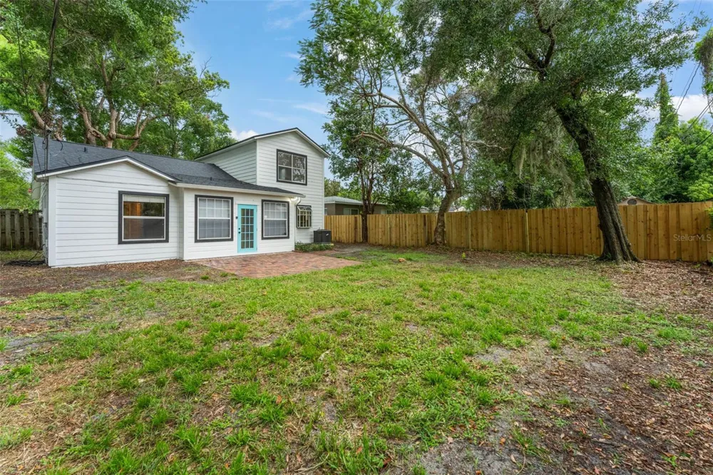 805 W SMITH STREET Orlando, FL 32804