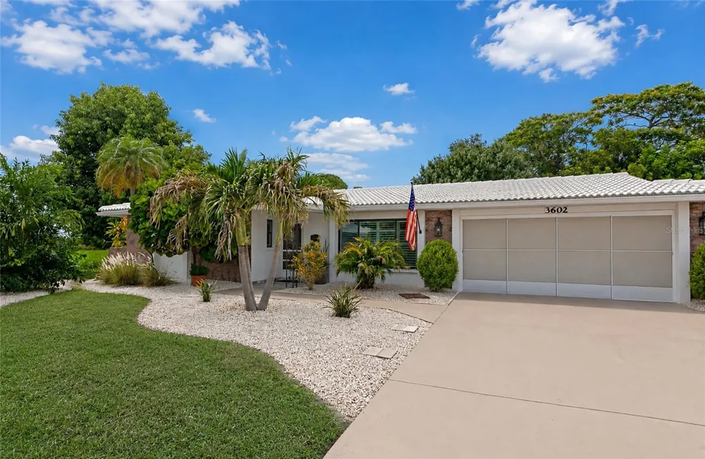 3602 JOYCE DRIVE Bradenton, FL 34208