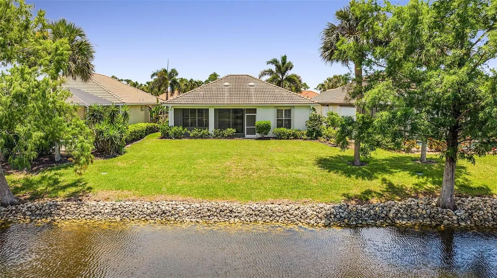 17762 COURTSIDE LANDINGS CIRCLE Punta Gorda, FL 33955
