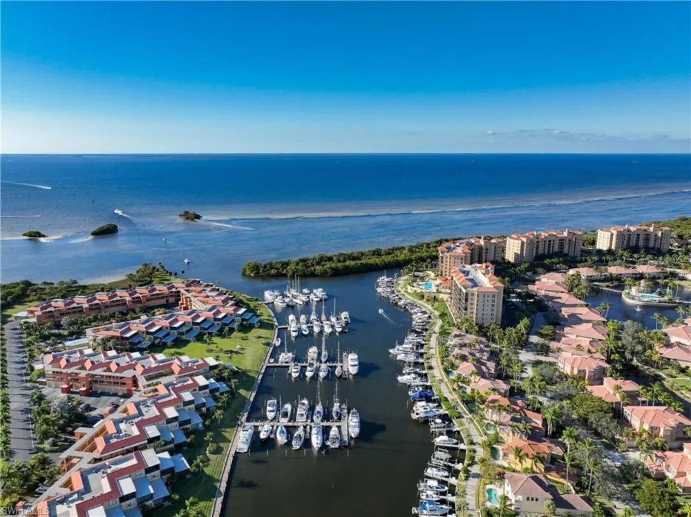 17762 COURTSIDE LANDINGS CIRCLE Punta Gorda, FL 33955