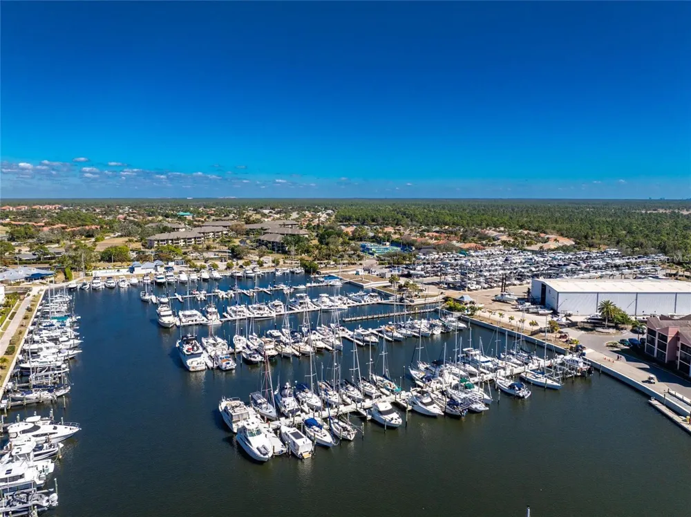 17762 COURTSIDE LANDINGS CIRCLE Punta Gorda, FL 33955