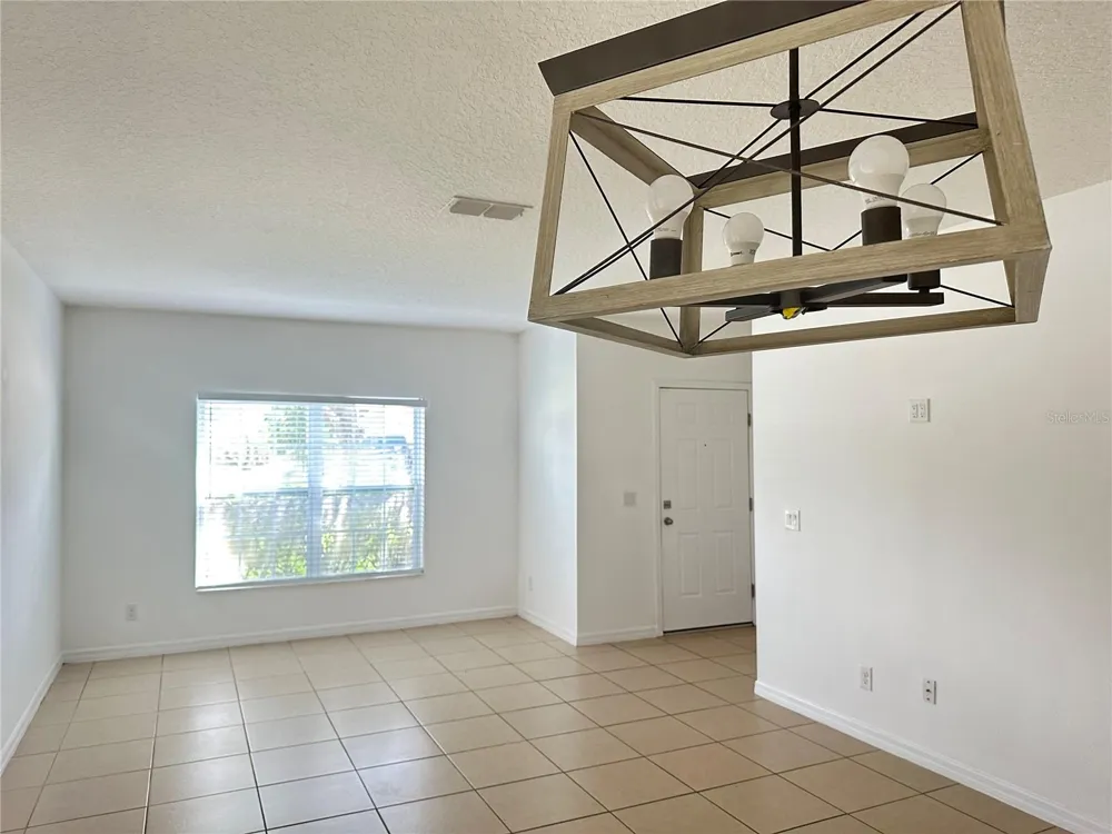 477 KESTREL DRIVE Groveland, FL 34736