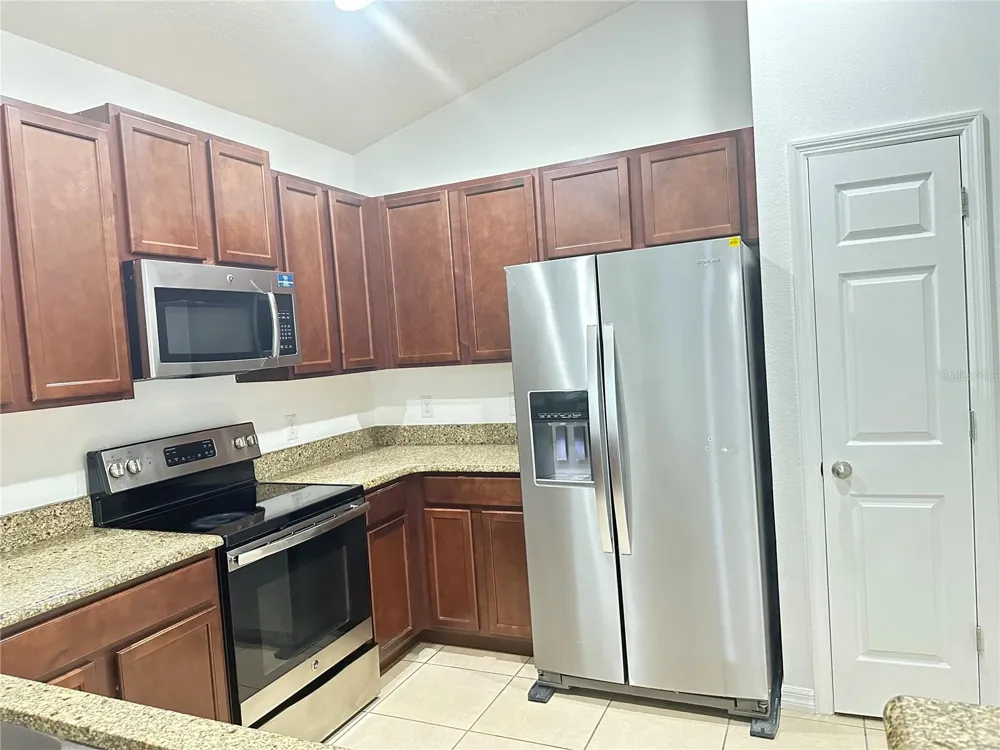 477 KESTREL DRIVE Groveland, FL 34736
