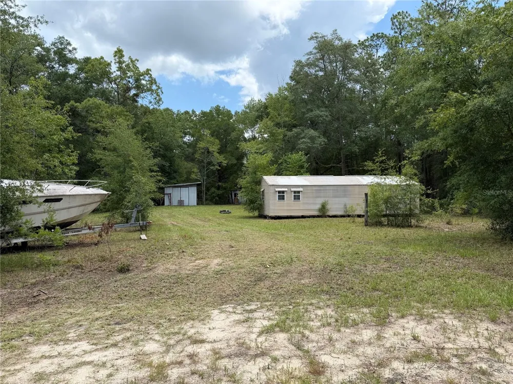 9730 NE STATE ROAD 24 Archer, FL 32618