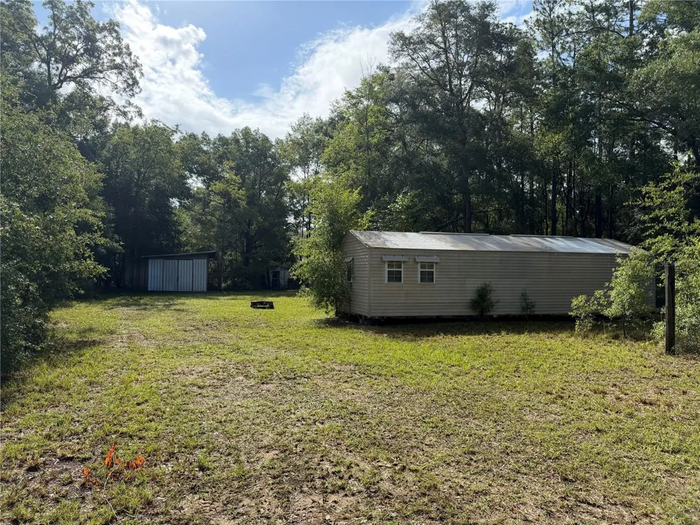 9730 NE STATE ROAD 24 Archer, FL 32618