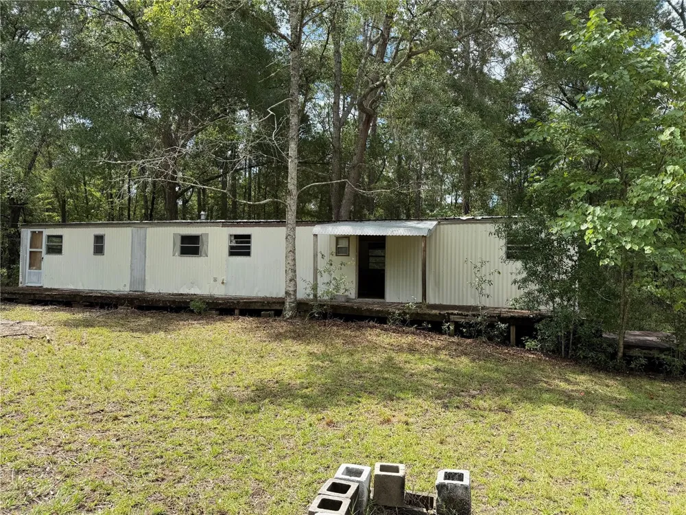 9730 NE STATE ROAD 24 Archer, FL 32618