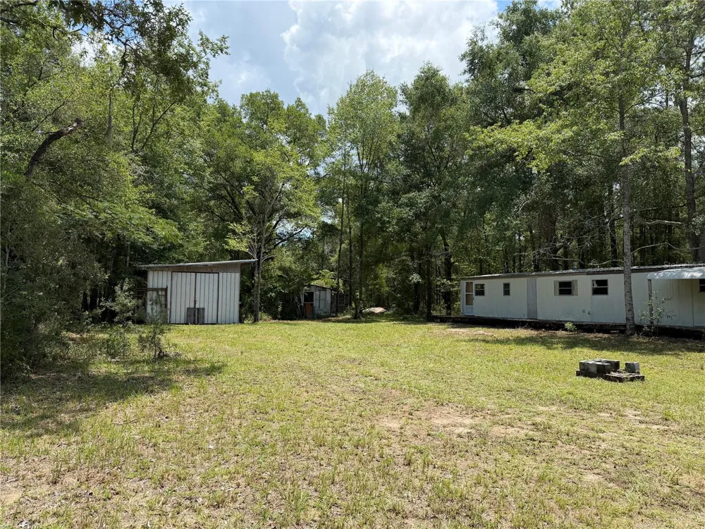 9730 NE STATE ROAD 24 Archer, FL 32618