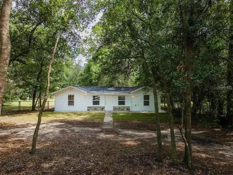 2425 SE 10TH AVENUE