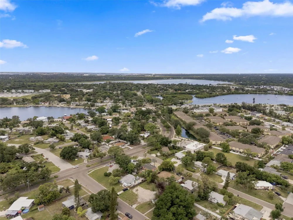 3963 NEPTUNE DRIVE SE St Petersburg, FL 33705