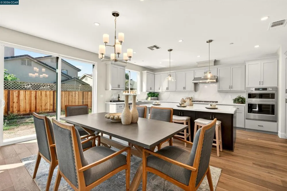 2201 Vandeleur Drive Napa, CA 94558