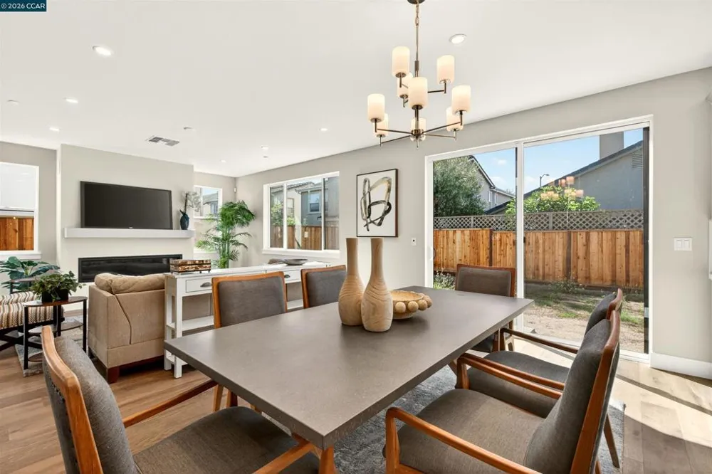 2201 Vandeleur Drive Napa, CA 94558