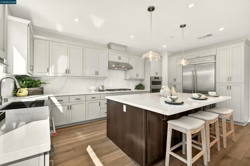2201 Vandeleur Drive Napa, CA 94558