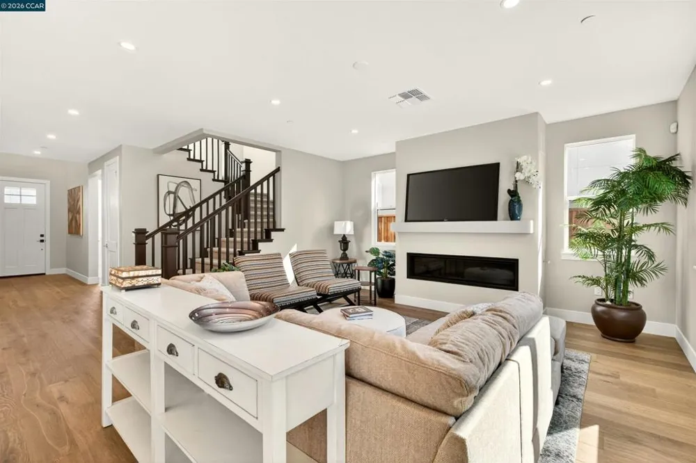 2201 Vandeleur Drive Napa, CA 94558