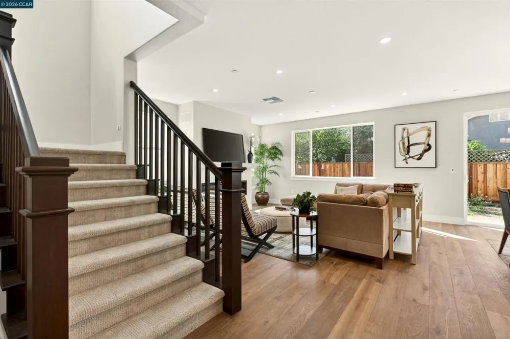 2201 Vandeleur Drive Napa, CA 94558