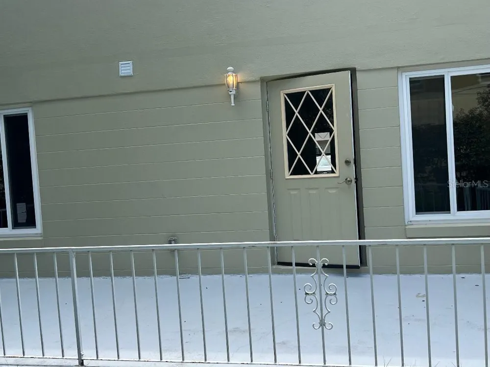 2294 BELGIAN LANE #14 Clearwater, FL 33763