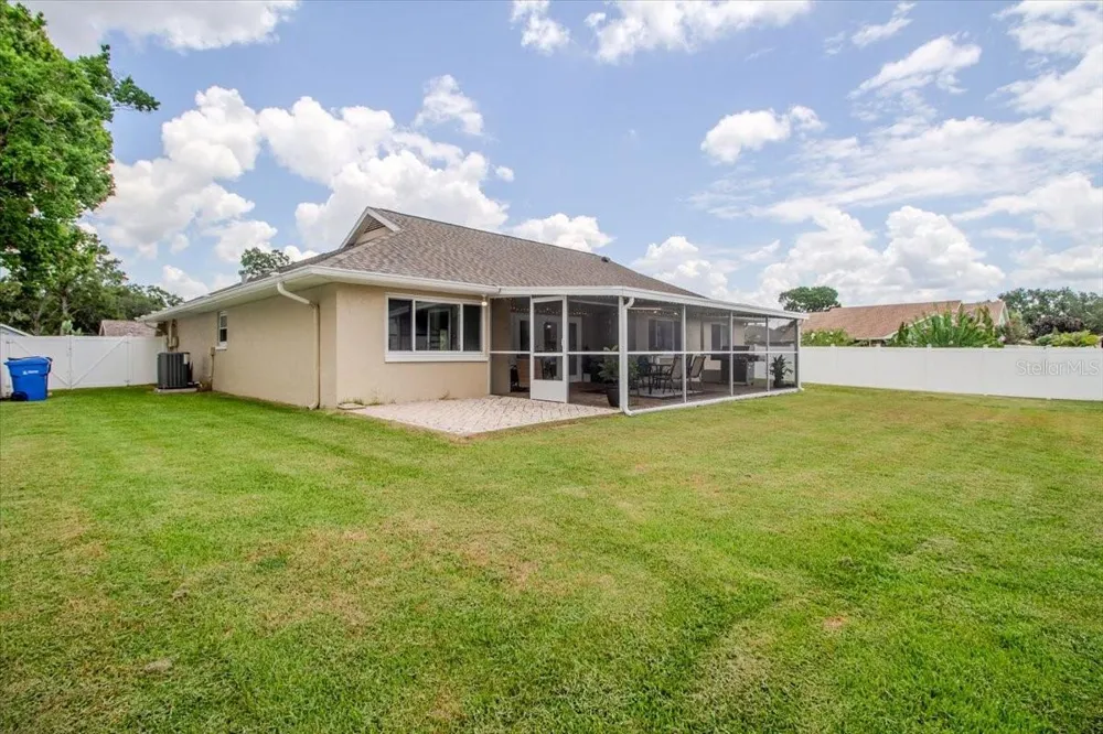 4102 W BANK AVENUE Tampa, FL 33624