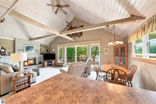 10876 Lockwood Drive Cadillac, MI 49601