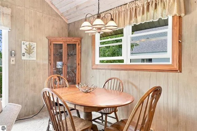 10876 Lockwood Drive Cadillac, MI 49601
