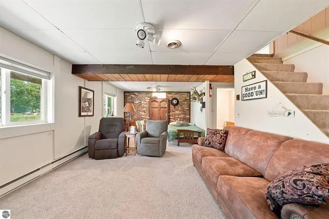 10876 Lockwood Drive Cadillac, MI 49601