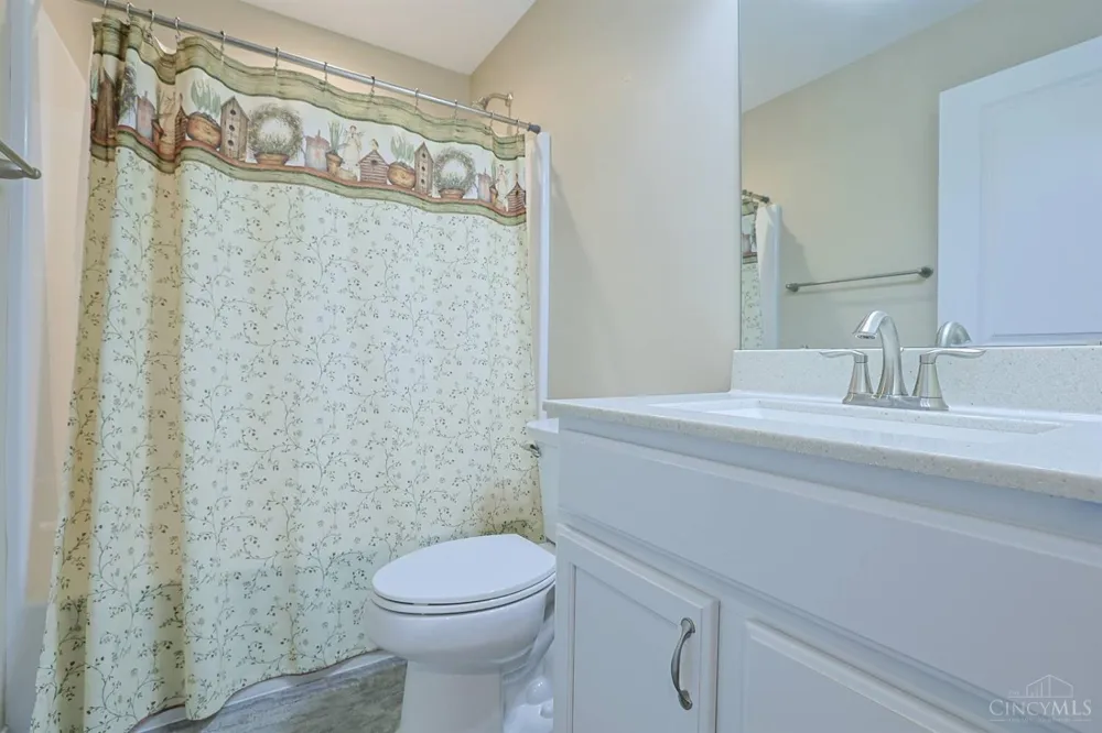 715 Villa Court Trenton, OH 45067