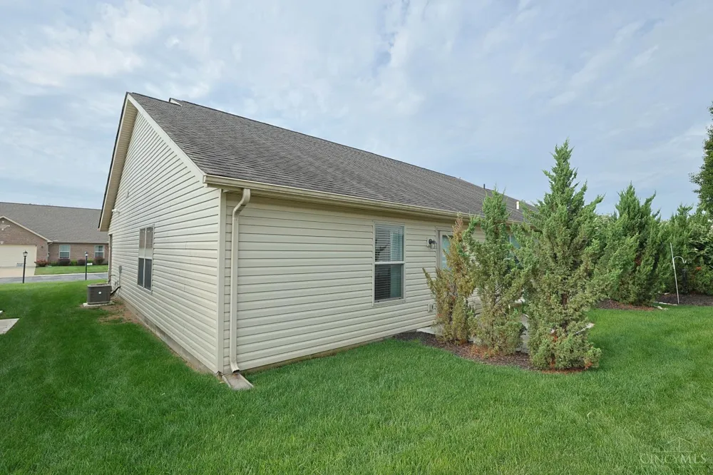 715 Villa Court Trenton, OH 45067