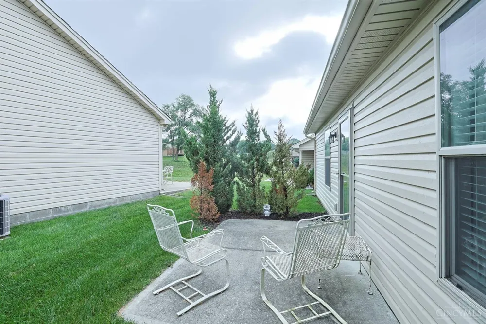 715 Villa Court Trenton, OH 45067