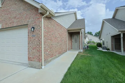 715 Villa Court