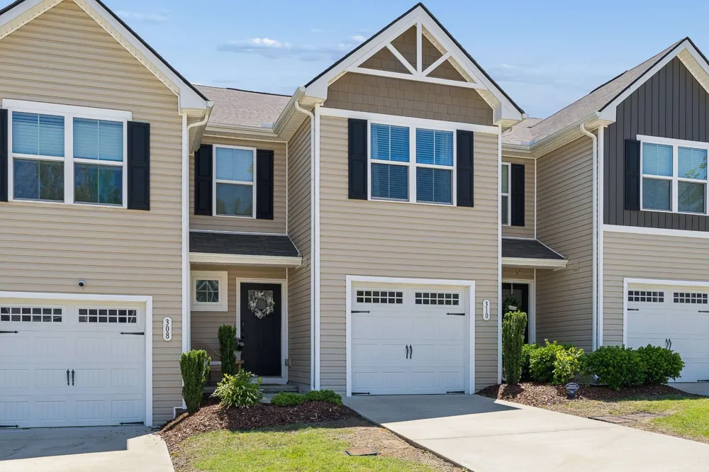 310 Sunnyview Dr Lebanon, TN 37090