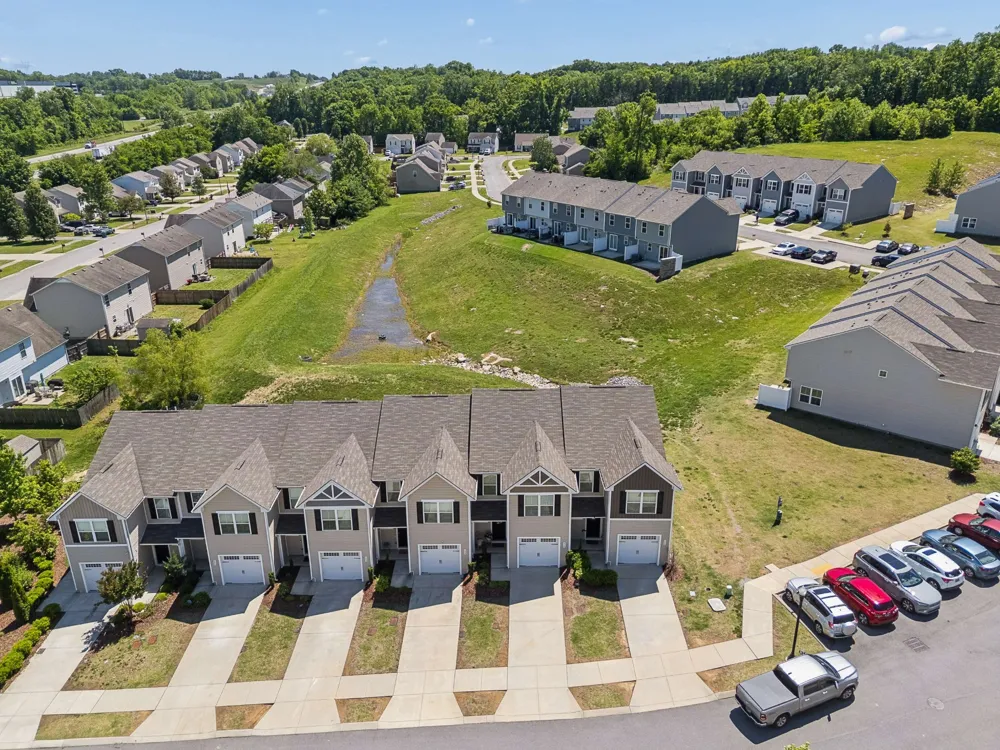 310 Sunnyview Dr Lebanon, TN 37090