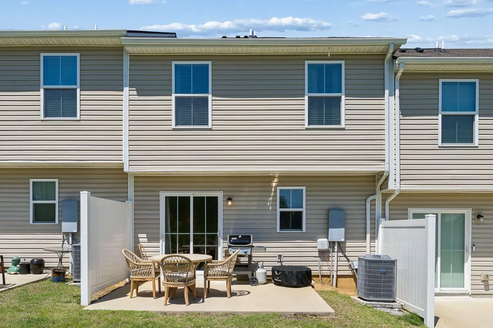 310 Sunnyview Dr Lebanon, TN 37090
