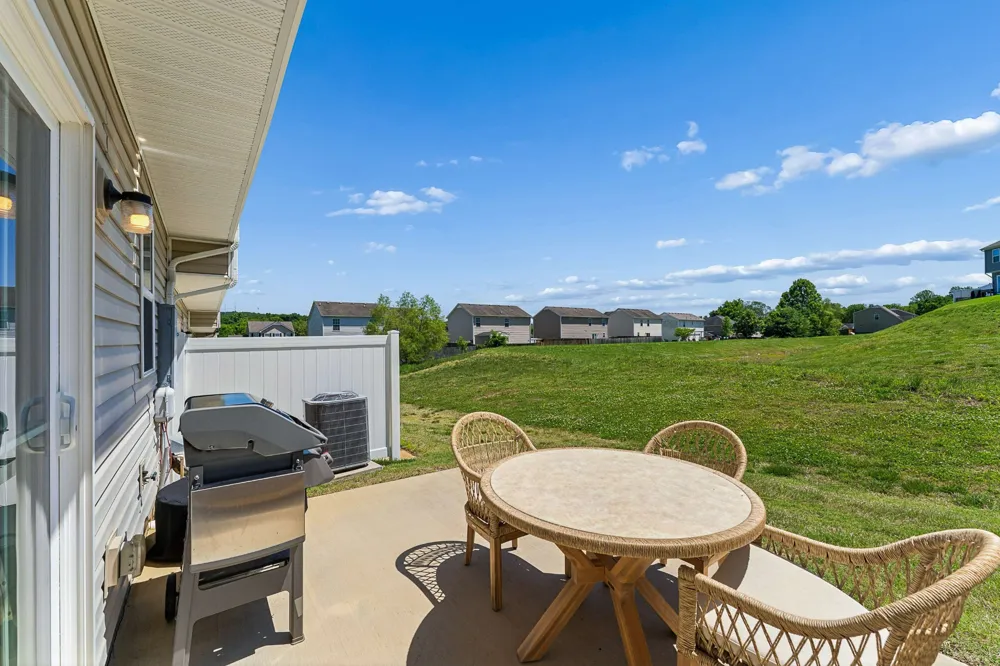 310 Sunnyview Dr Lebanon, TN 37090