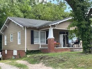 1106 Rockway Drive