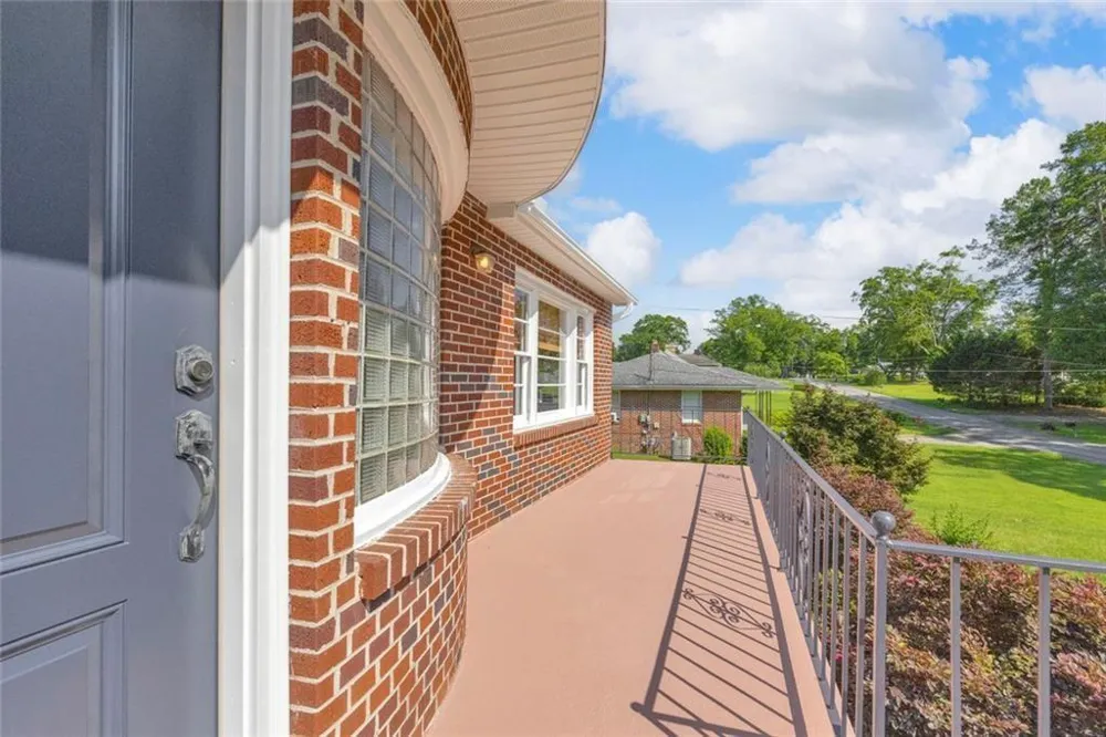 142 Ola Street Toccoa, GA 30577