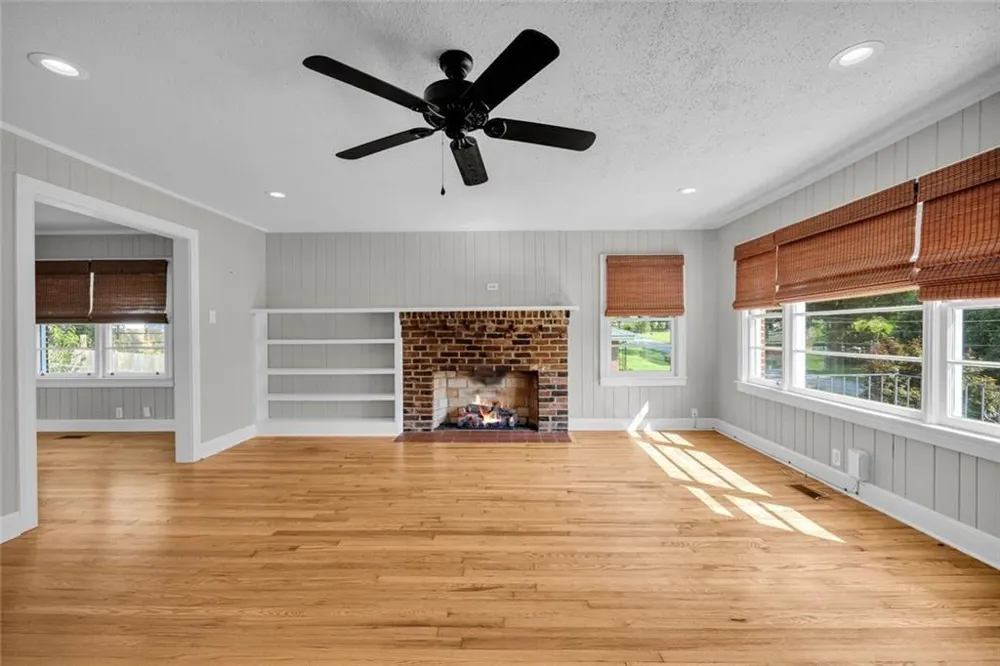 142 Ola Street Toccoa, GA 30577