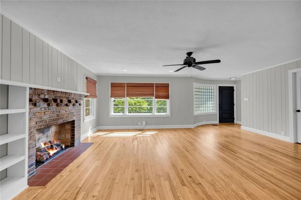 142 Ola Street Toccoa, GA 30577