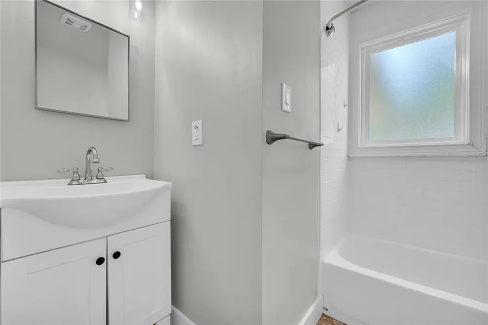 142 Ola Street Toccoa, GA 30577