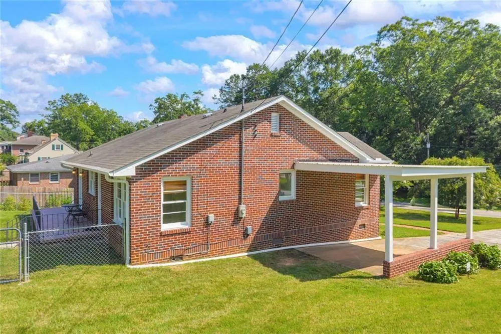 142 Ola Street Toccoa, GA 30577