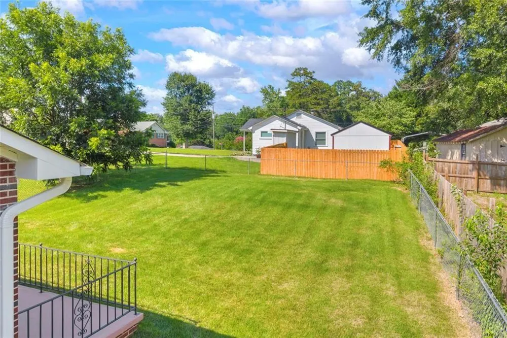 142 Ola Street Toccoa, GA 30577