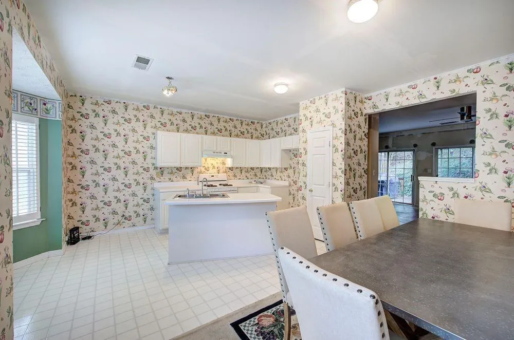 4144 Spring Cove Drive Duluth, GA 30097