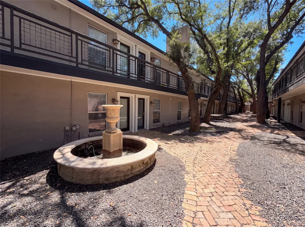 7734 Meadow Road #223 Dallas, TX 75230